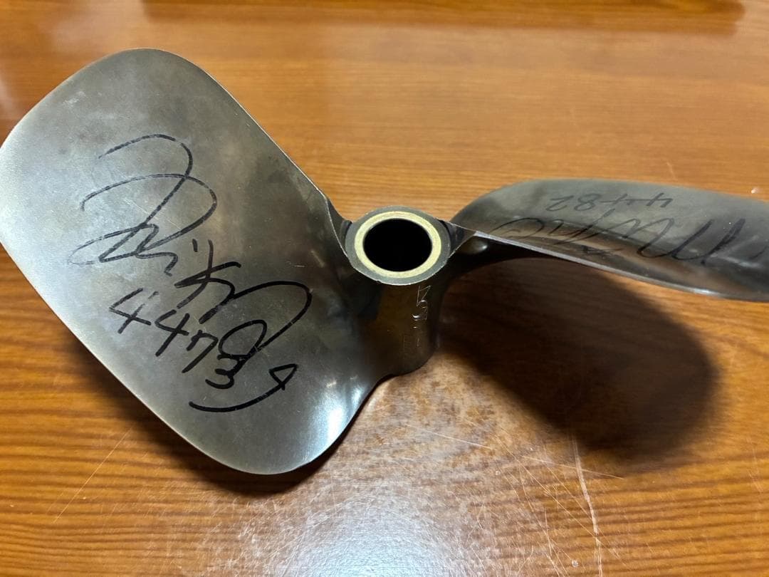 な*ん様 値引き!早い者勝ちです！守屋美穂＆藤堂里香 直筆Wサイン／新品プロペラ