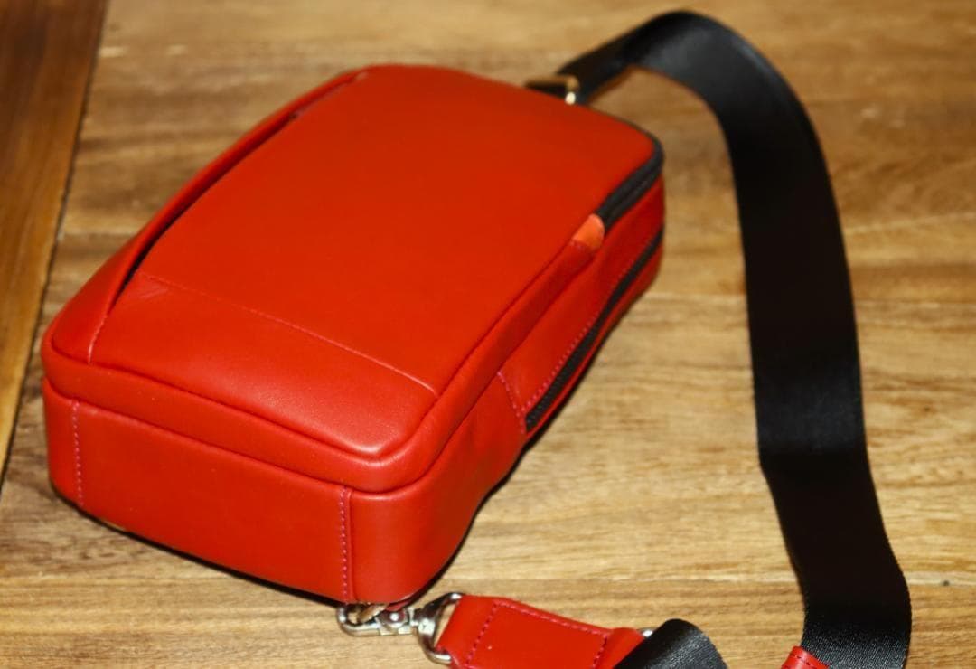 新品 IS/IT 撥水加工 レザーワンショルダーバッグ 定価2万3100円 併