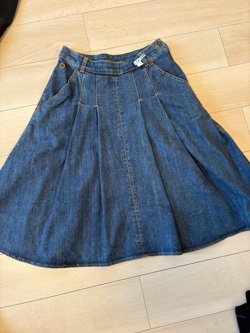 ルイヴィトン　デニム 膝丈スカート