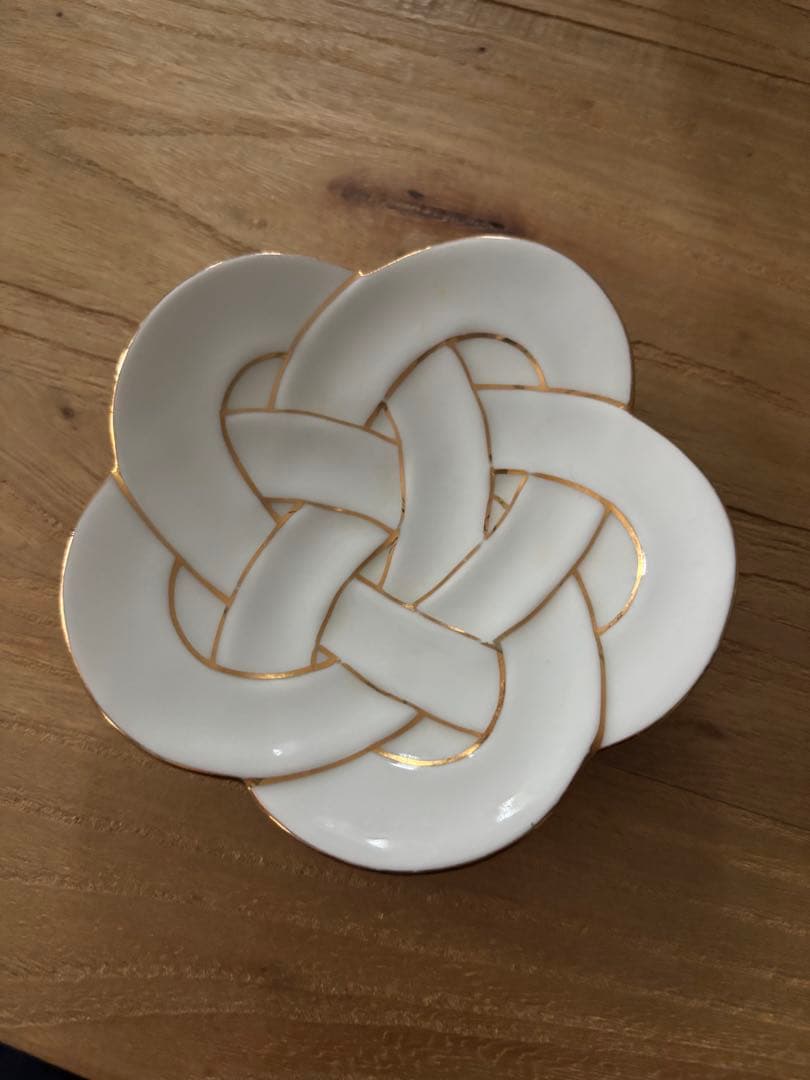 有田焼　梅結び　小皿　お正月　お祝い　銘々皿　豆皿　ゴールド　シルバー　4枚