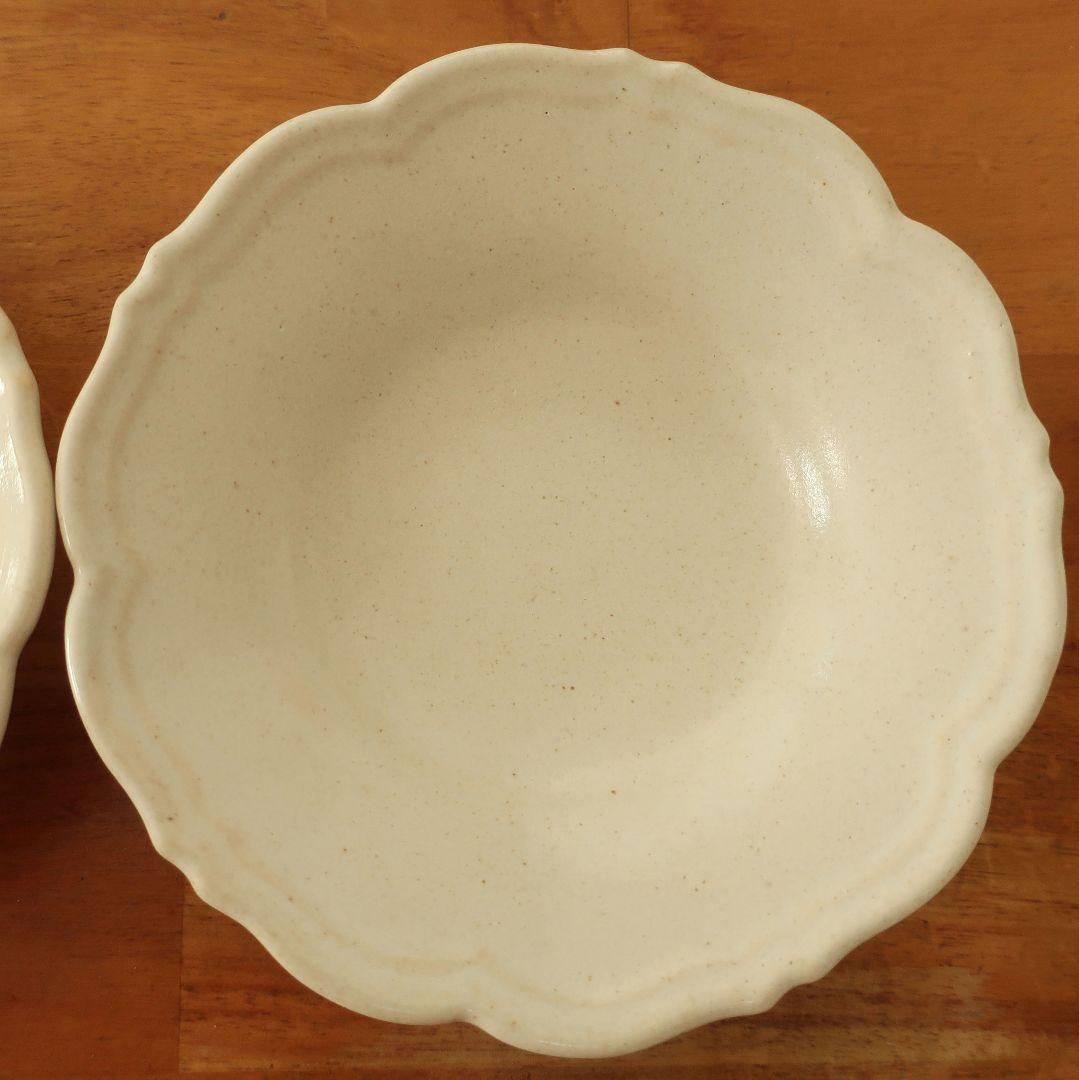 awabi ware アワビウェア 輪花皿S 白磁