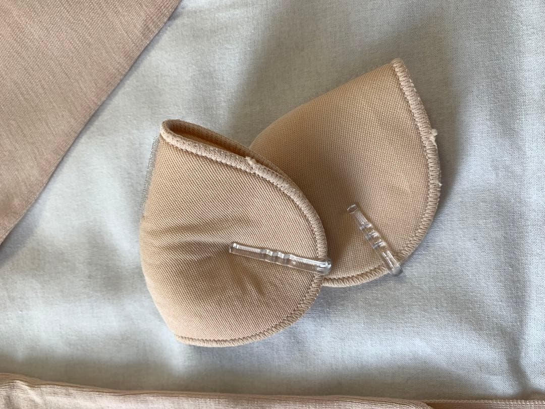 【美品】FOXEYフォクシー グレースウールタートルニットトップス ロゴ付き