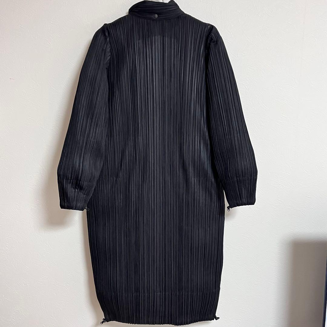 プリーツプリーズ ISSEY MIYAKE ロングダウンコート ブラック M