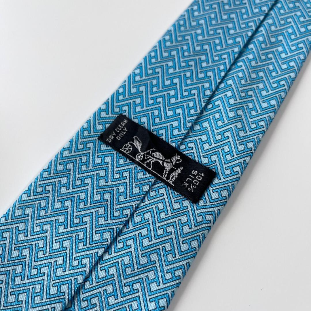 美品 HERMES エルメス ネクタイ シルク100% スカイブルー 総柄