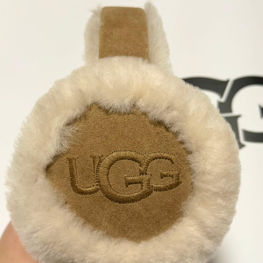 【新品・未使用】UGG Sheepskin Embroidery Earmuff