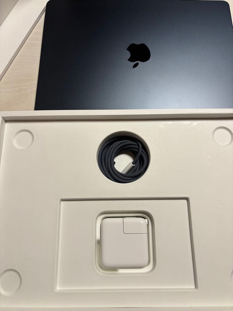 【masa】MacBook Air M2 ミッドナイト