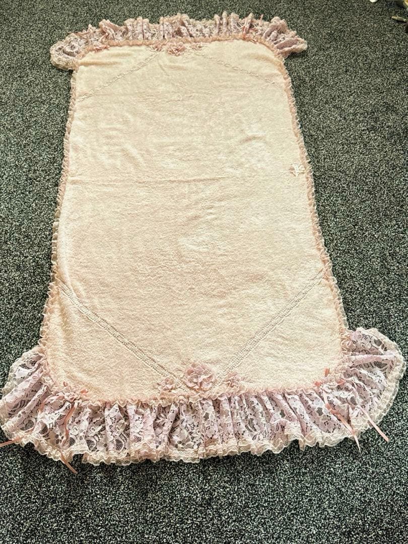 アミティエ amitie フリル付きマット