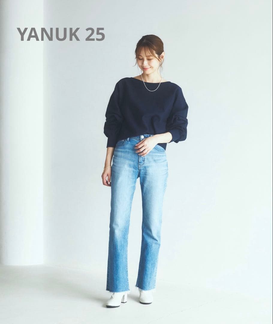 美品ヤヌークYANUK セミフレア　ＣＯＢ　サイズ25