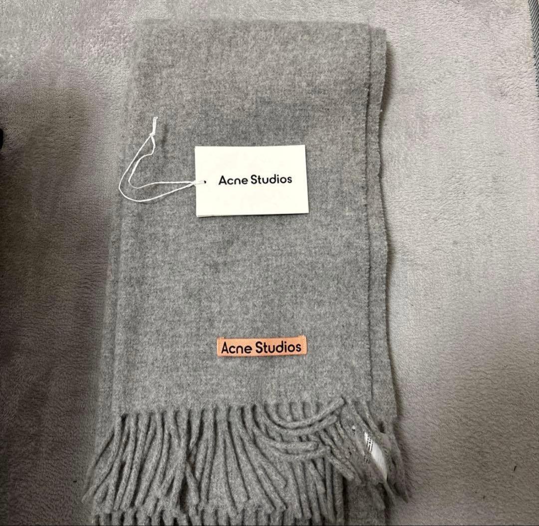 【新品】タグ付きAcne Studios グレー フリンジ マフラー