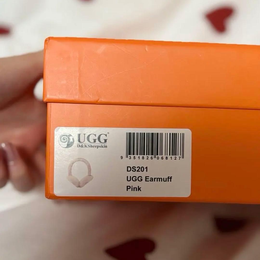 UGG オーストラリア シープスキン イヤーマフ ピンク