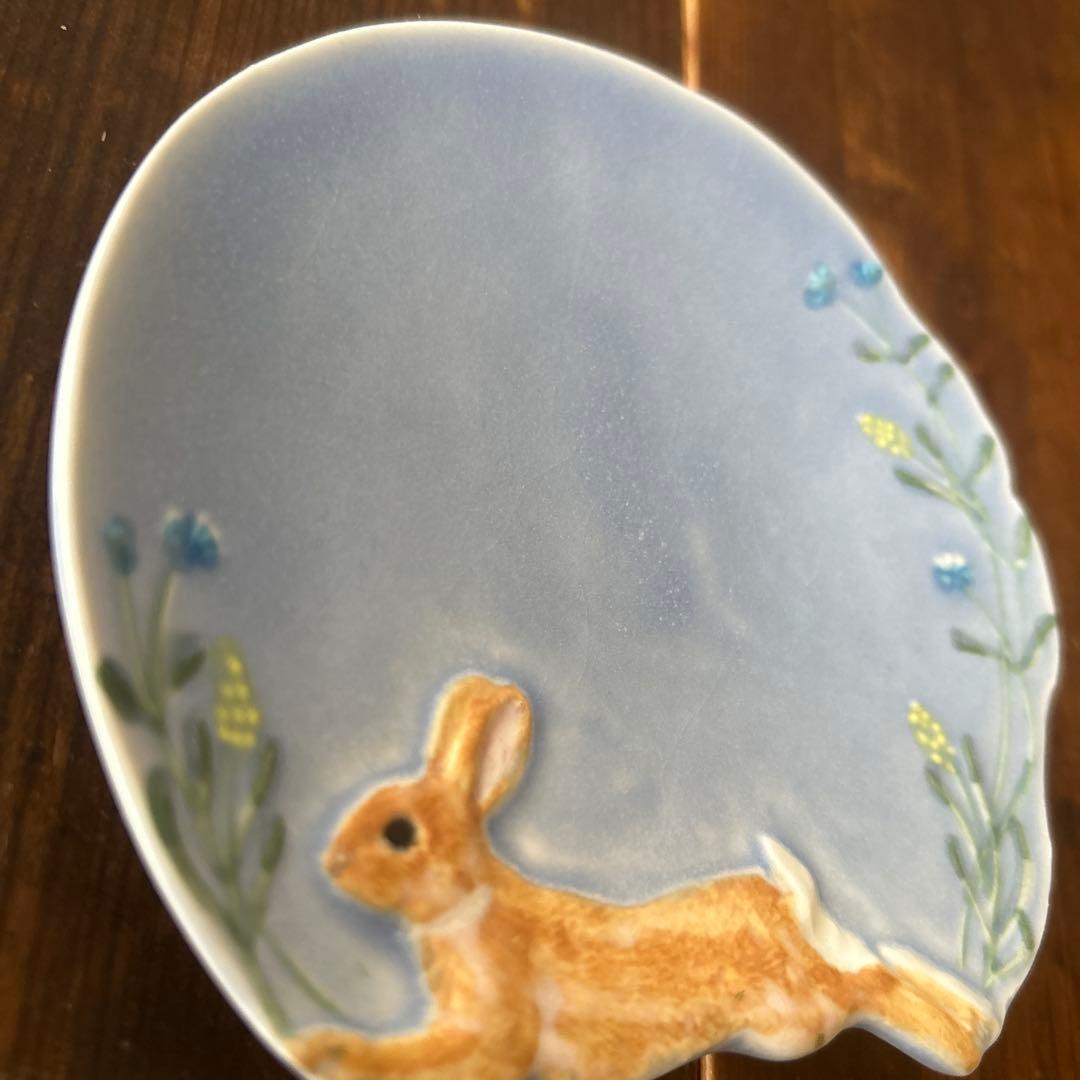 作家　陶芸作家　うつわやみたす　プレート　うさぎ