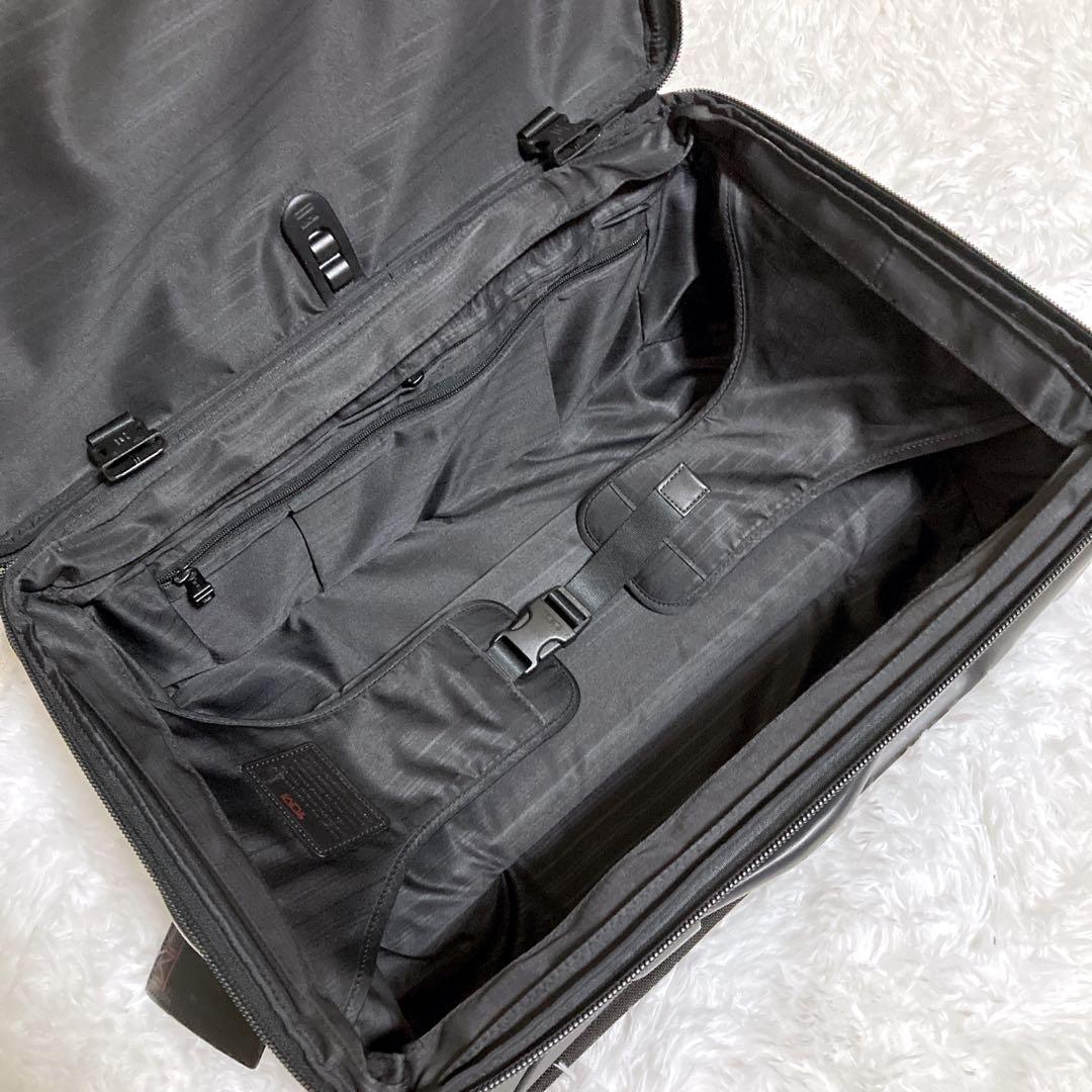 TUMI キャリーケース スーツケース ビジネスケース トラベルケース バッグ