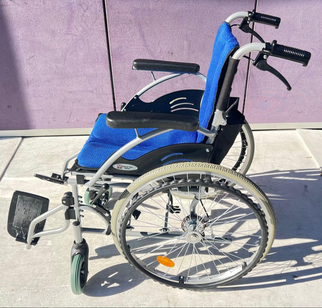 ケアテックジャパン CA-10SU自走式アルミ折りたたみ車椅子