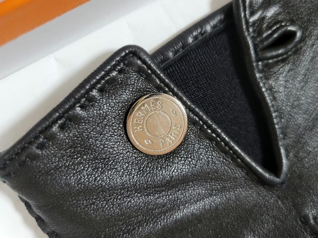K*s様 HERMES　レザー手袋　セリエ　ブラック aq8235