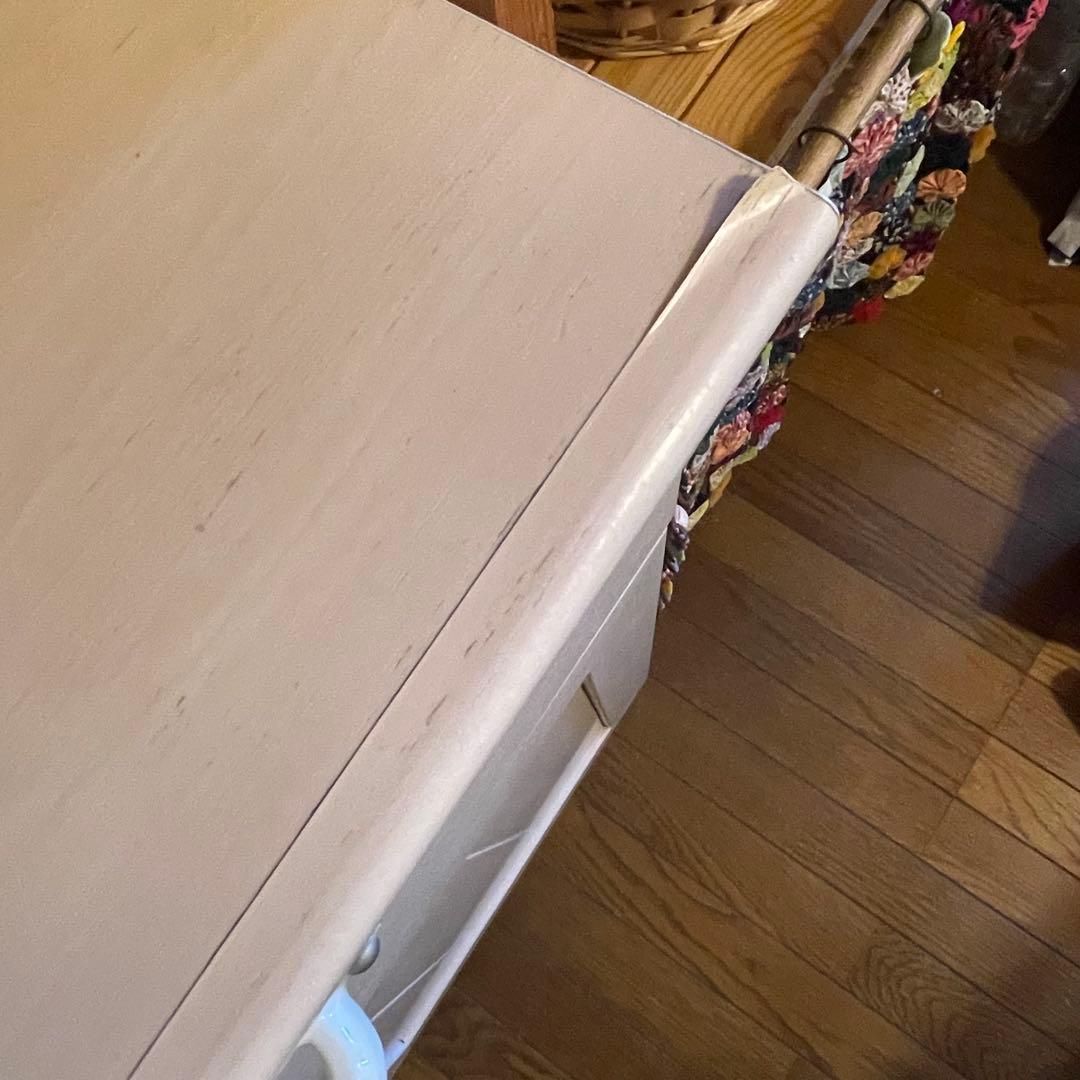 ナチュラル　ホワイト系食器棚　キャビネット