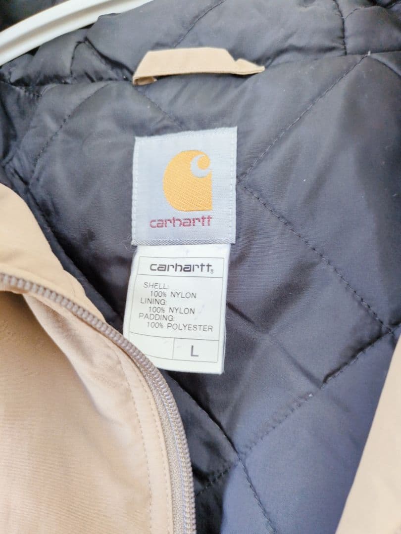 Carhartt アウター