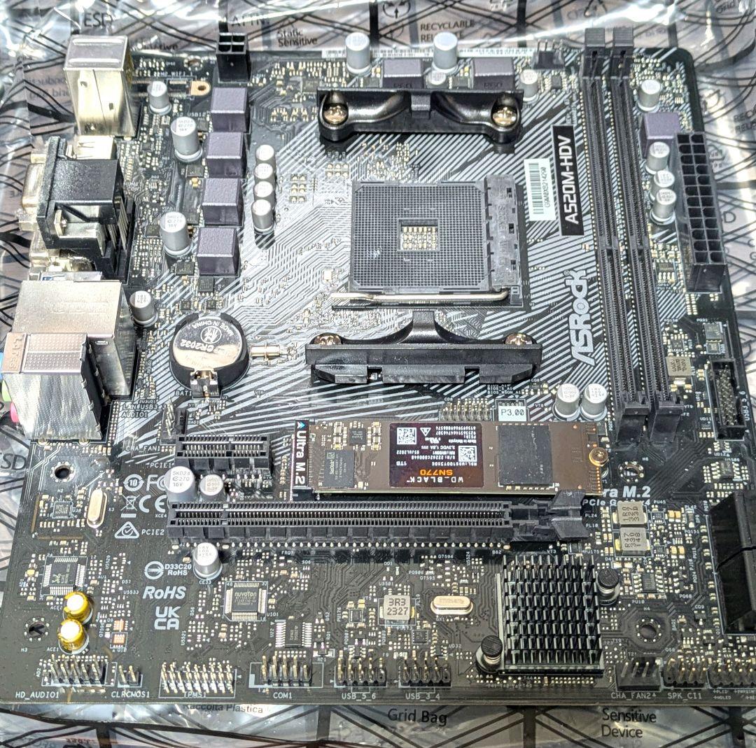 グラフィックボード・グラボ・ビデオカード Radeon RX7600 & A-520M-HDV & SSD 1TB