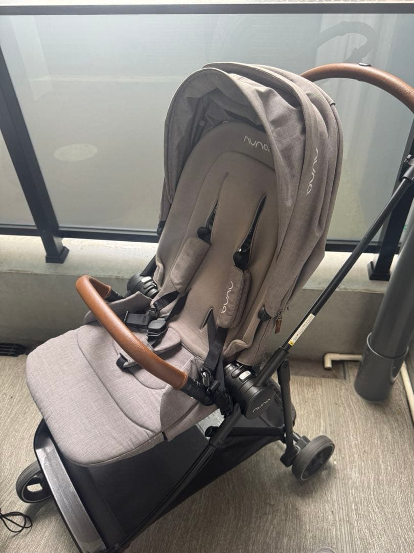 ★値下げしました　nuna ベビーカー　　イクサ　グラナイト　ヌナ