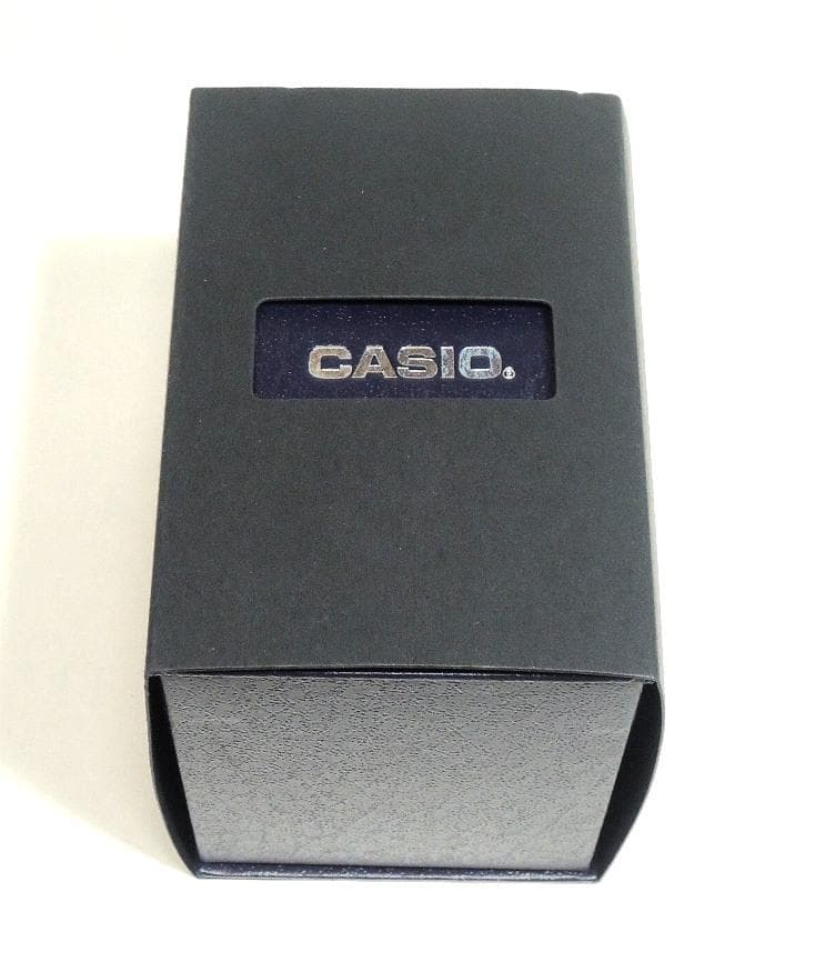 CASIO LINEAGE タフソーラー 電波ソーラー　チタン腕時計