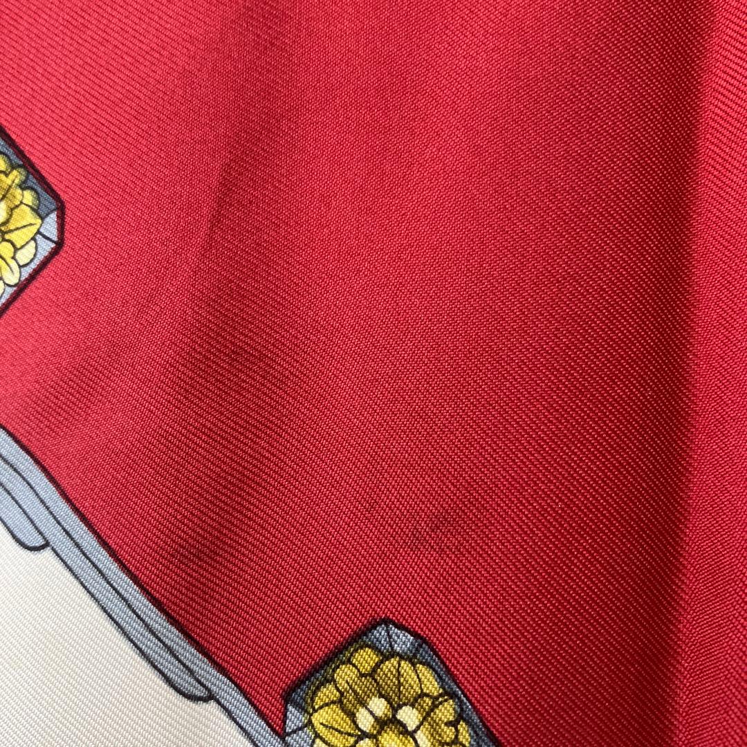 HERMES　エルメス　大判スカーフ　カレ90　スプリングス　5777