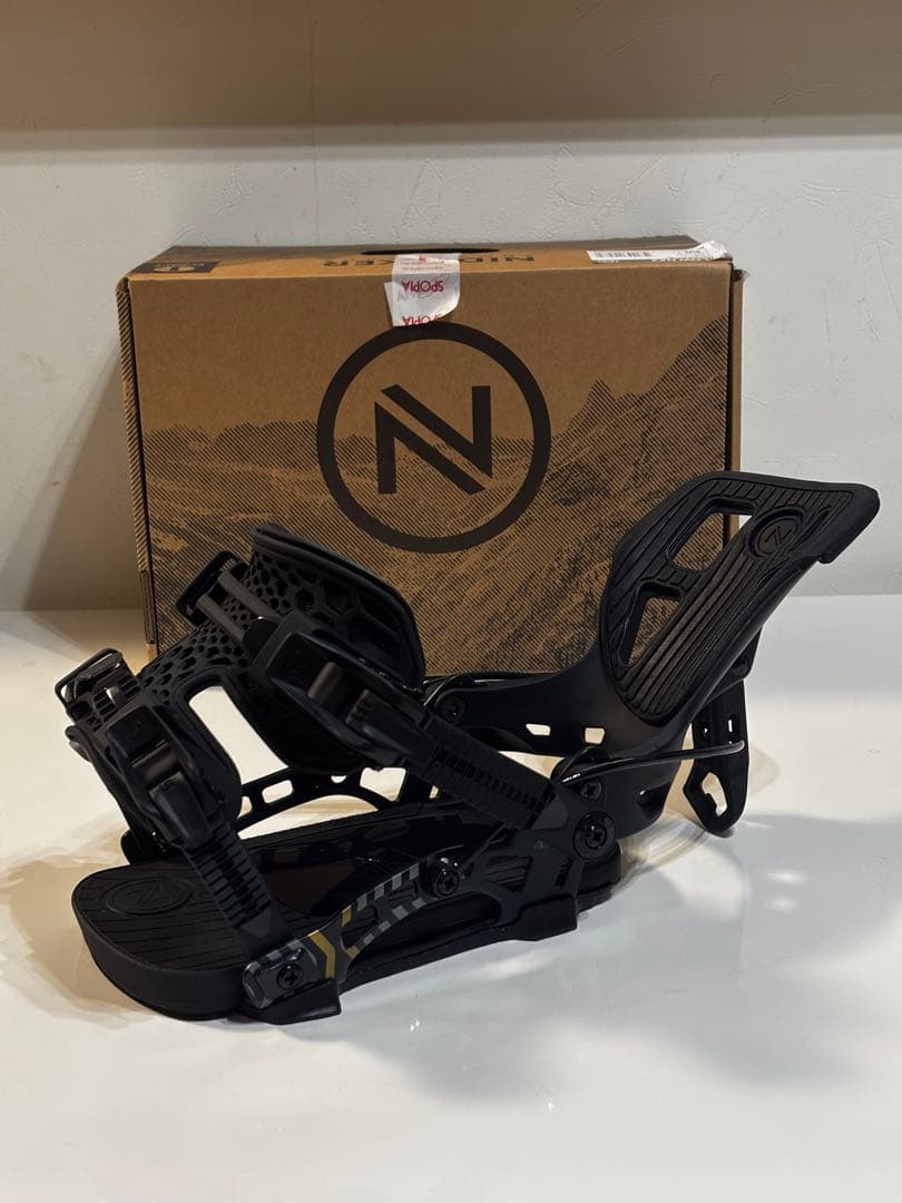 24-25 NIDECKER FLOW NX2 スノーボード　ビンディング　Ｍ