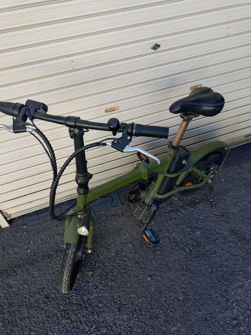 オリーブグリーン 電動アシスト　自転車　引き取り限定　路上禁止　大阪南部