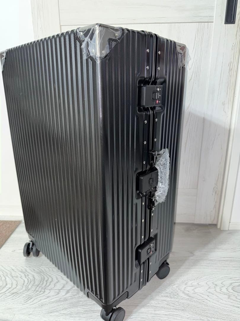 C.jutro] スーツケース キャリーケース 大型 90L ブラック