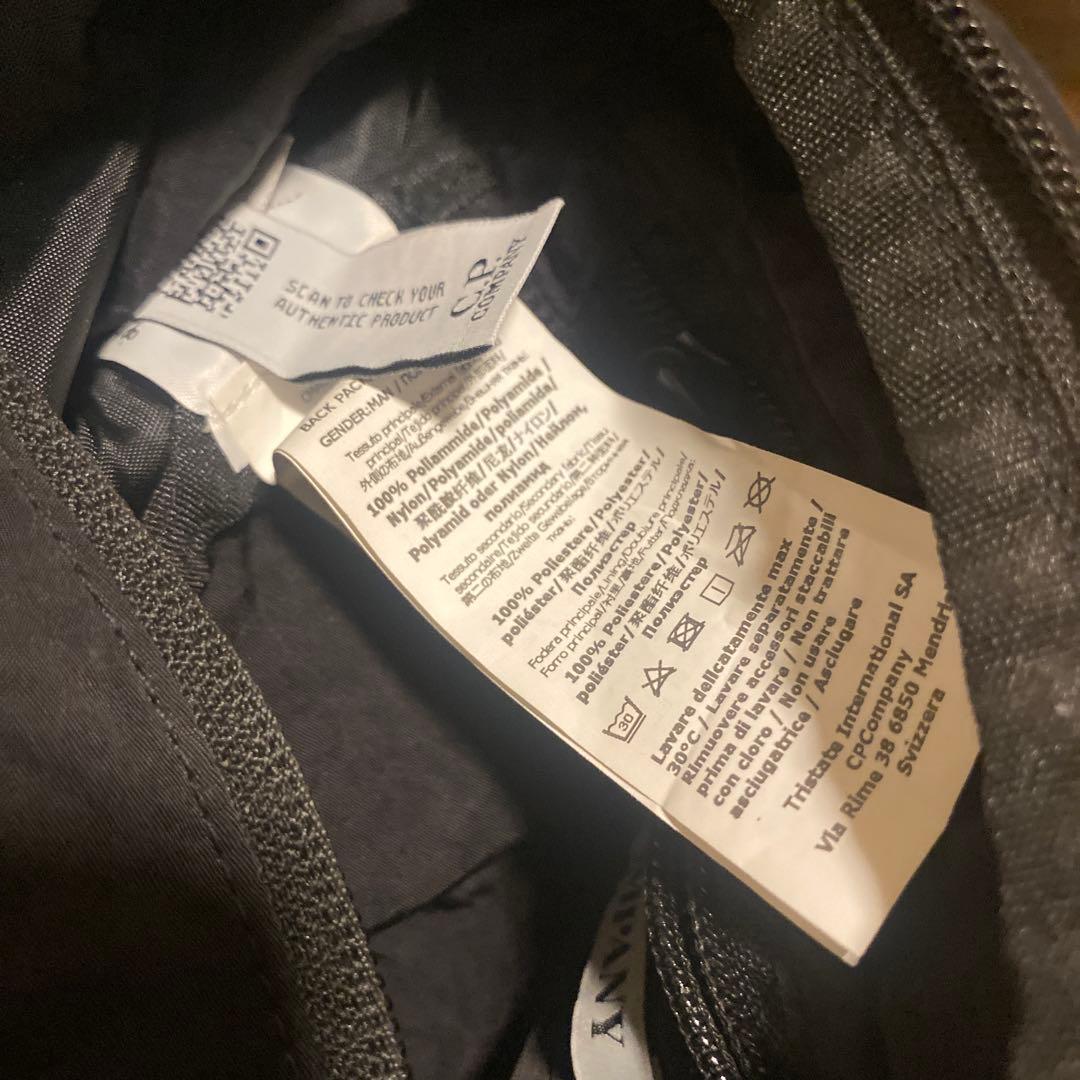 CP COMPANY ボディバッグ　ショルダーバッグ