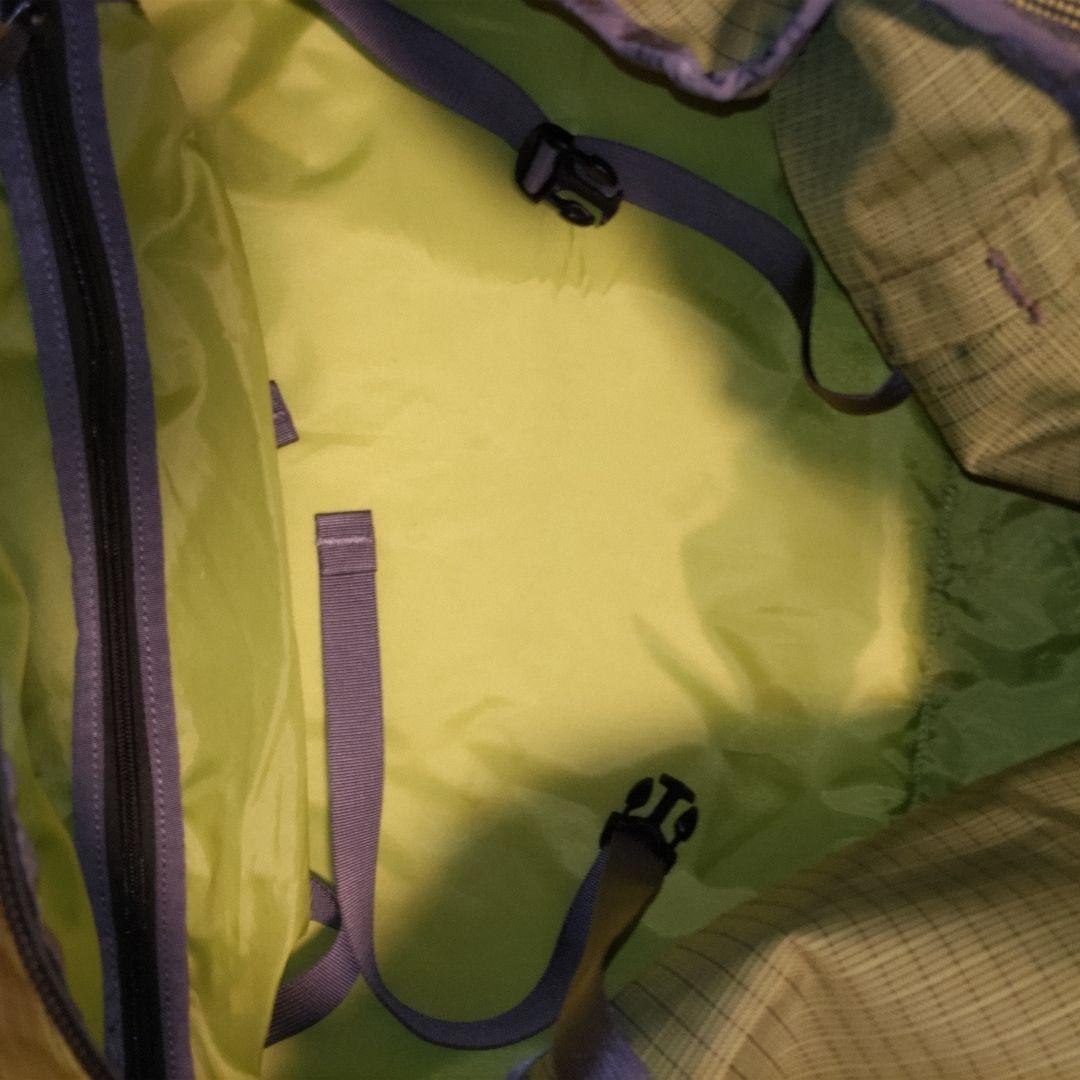 K*K様 patagonia ブラックホールダッフル90L　グリーン