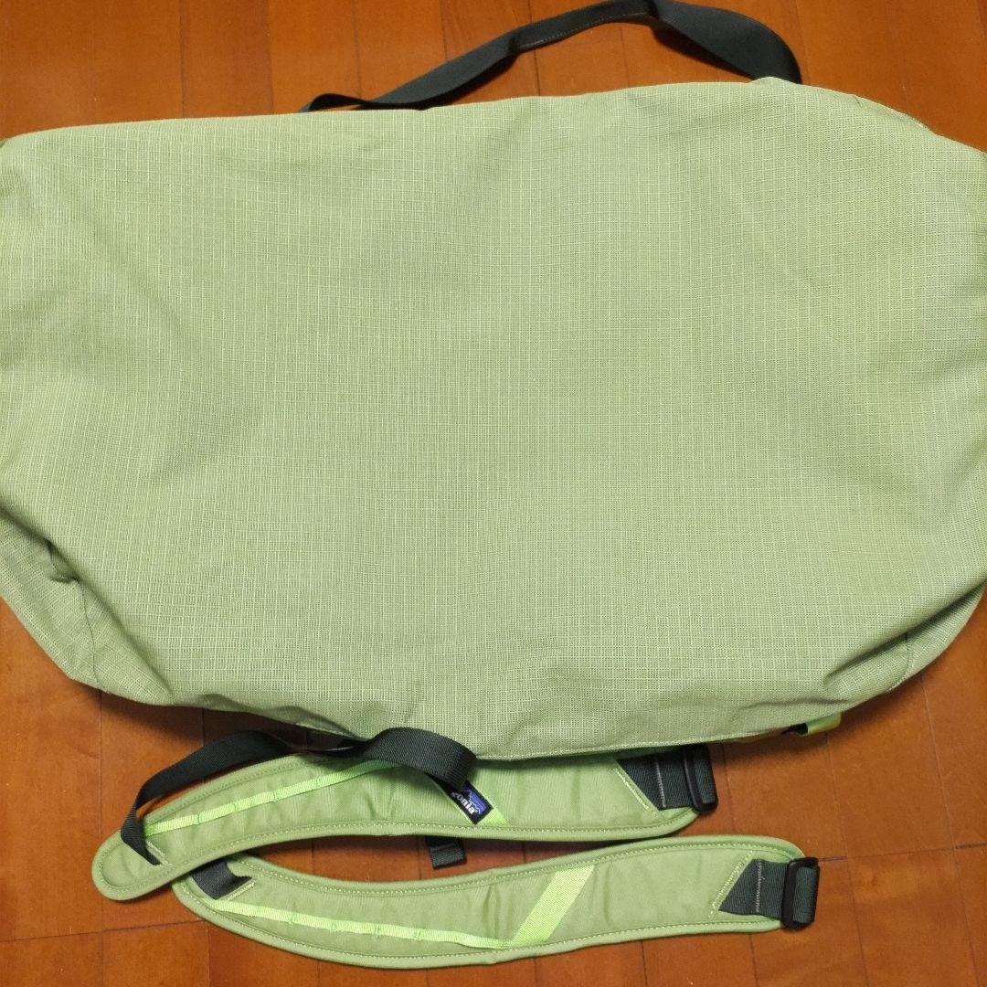 K*K様 patagonia ブラックホールダッフル90L　グリーン