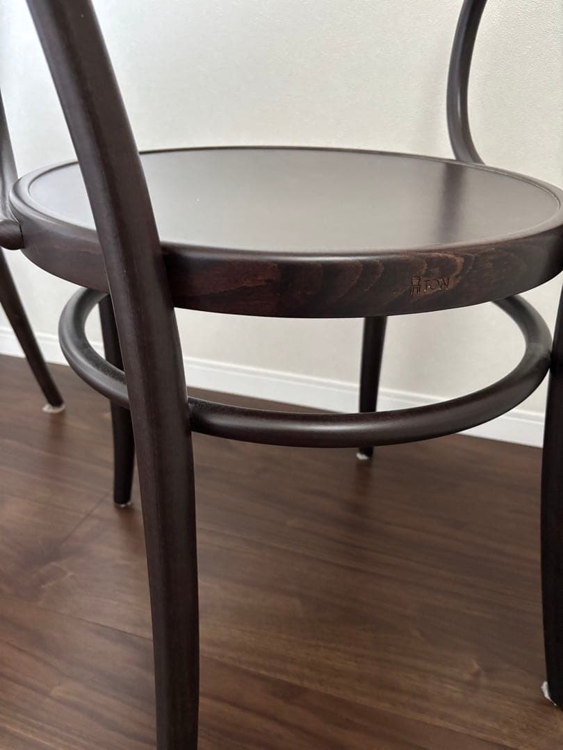 TON 209 アームチェア THONET コルビジェ