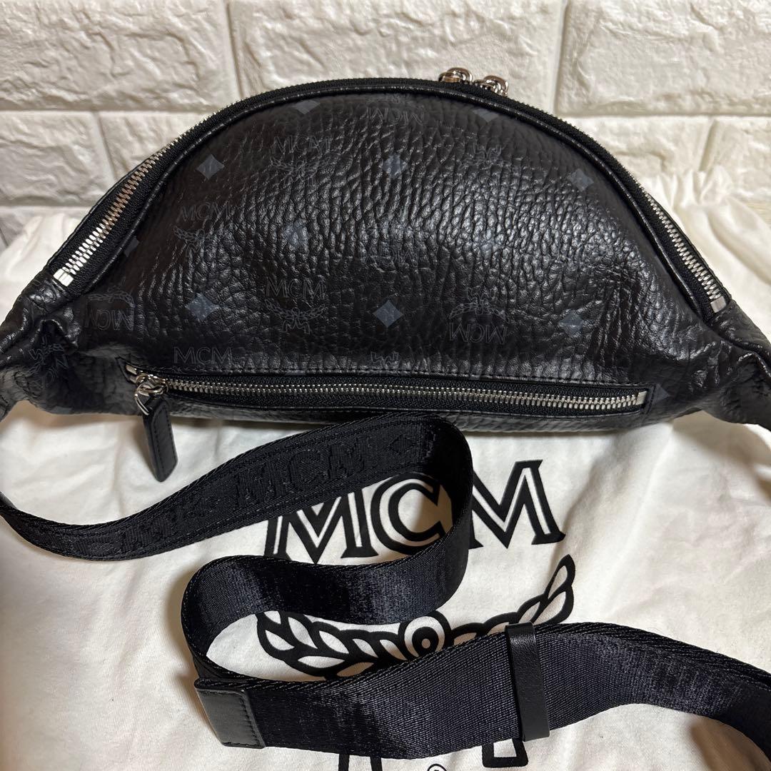 MCM ブラック ボディバッグ・ウエストポーチ