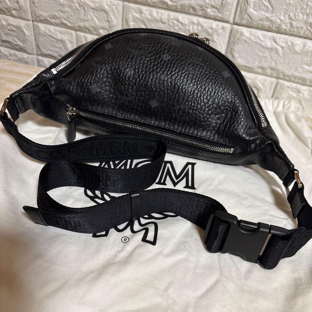 MCM ブラック ボディバッグ・ウエストポーチ