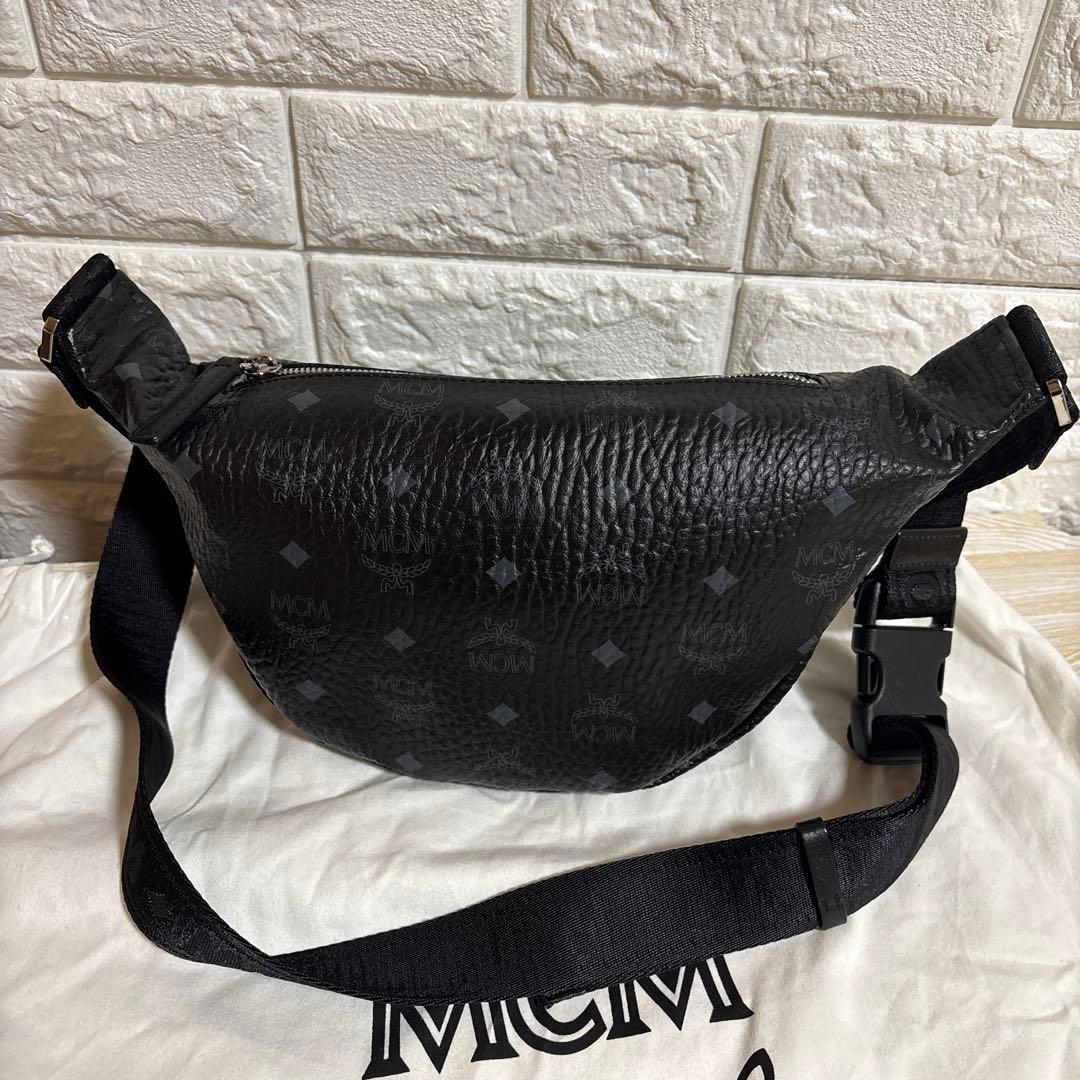 MCM ブラック ボディバッグ・ウエストポーチ
