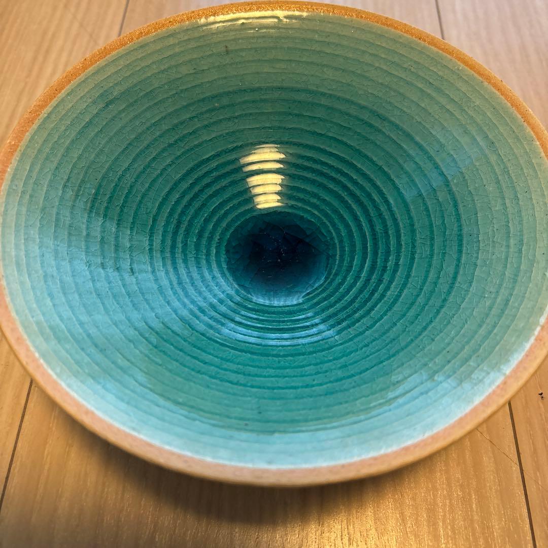 作家物　湖の青を美しく表現。陶器。2皿。