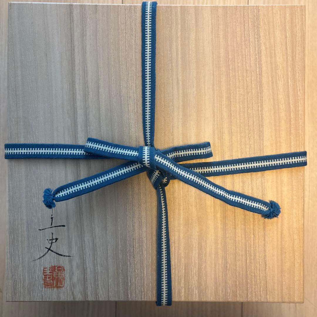 作家物　湖の青を美しく表現。陶器。2皿。