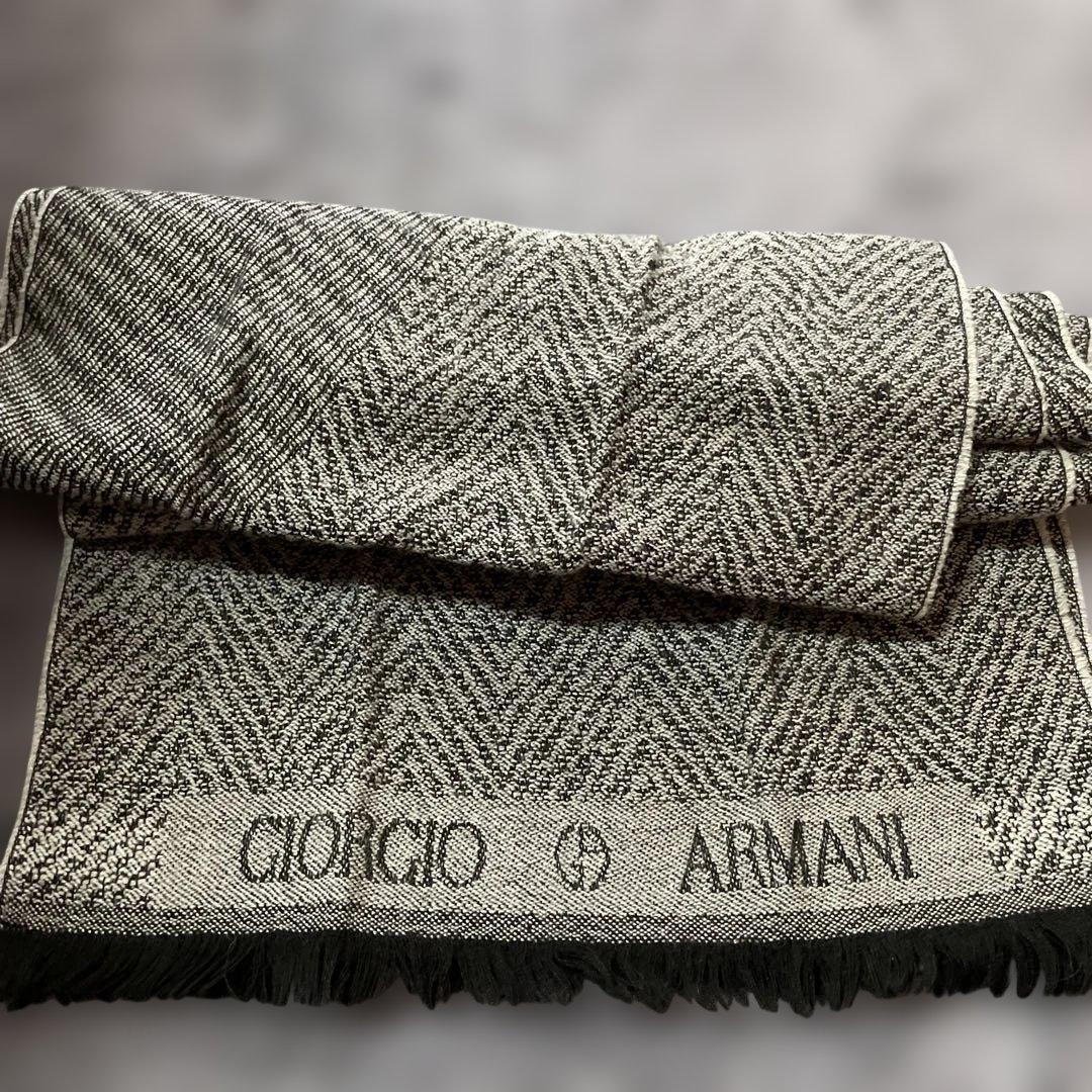 美品　Giorgio Armani ヘリンボーンマフラー