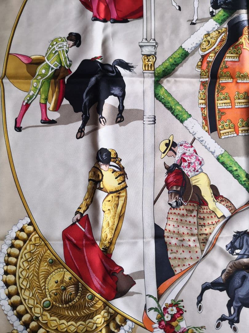 エルメス　HERMES　スカーフ　カレ90　闘牛士