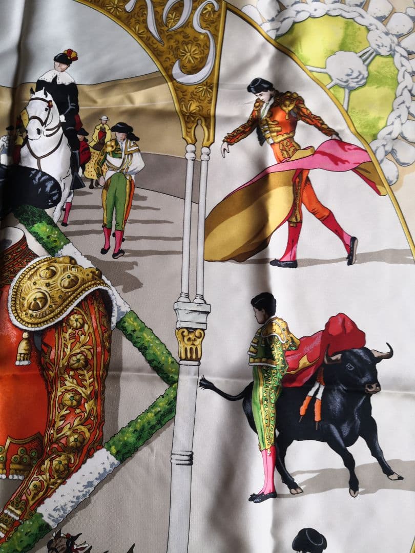 エルメス　HERMES　スカーフ　カレ90　闘牛士
