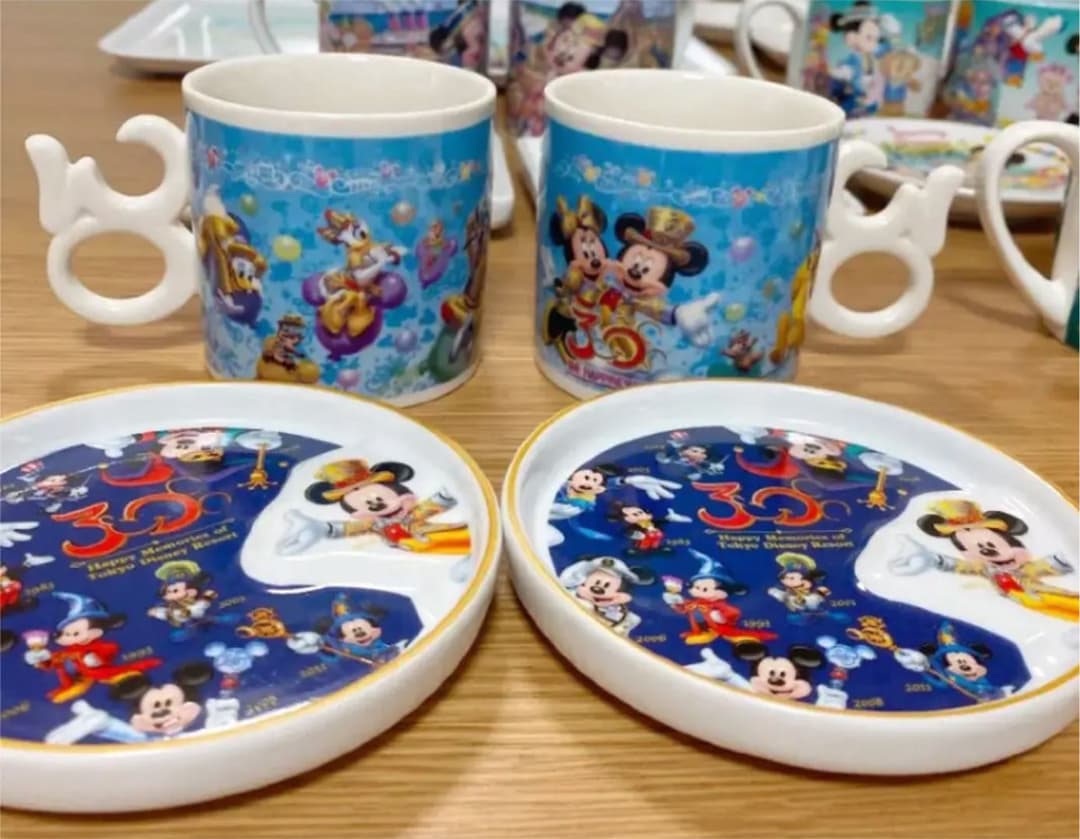 ディズニー スーベニア コップ 皿