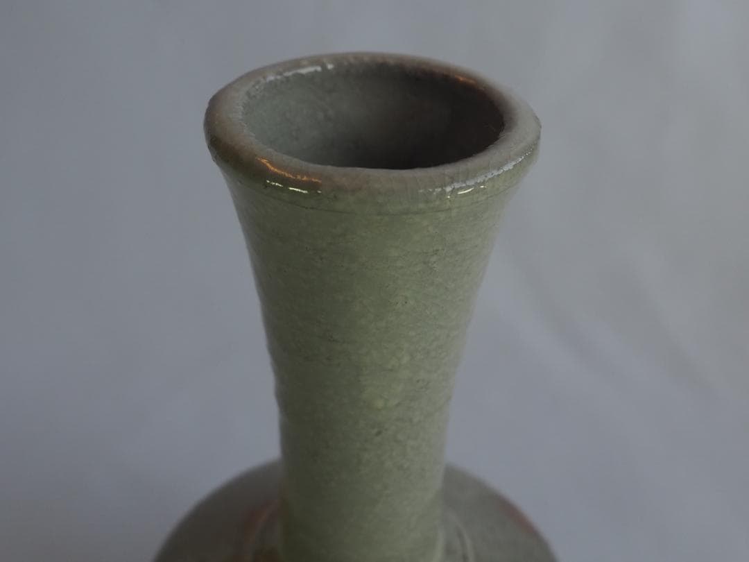 13代田原陶兵衛造『萩焼砧花入』（共箱）