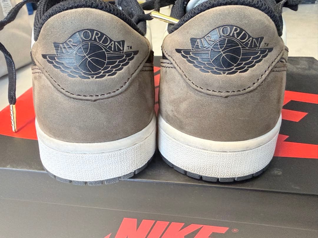 AIR JORDAN 1 RETRO LOW OG ダークモカ