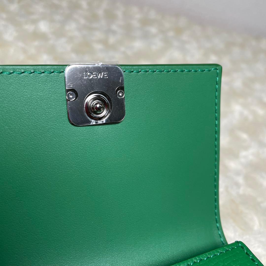 LOEWEロエベ　新品未使用アナグラムトライフォールドウォレット