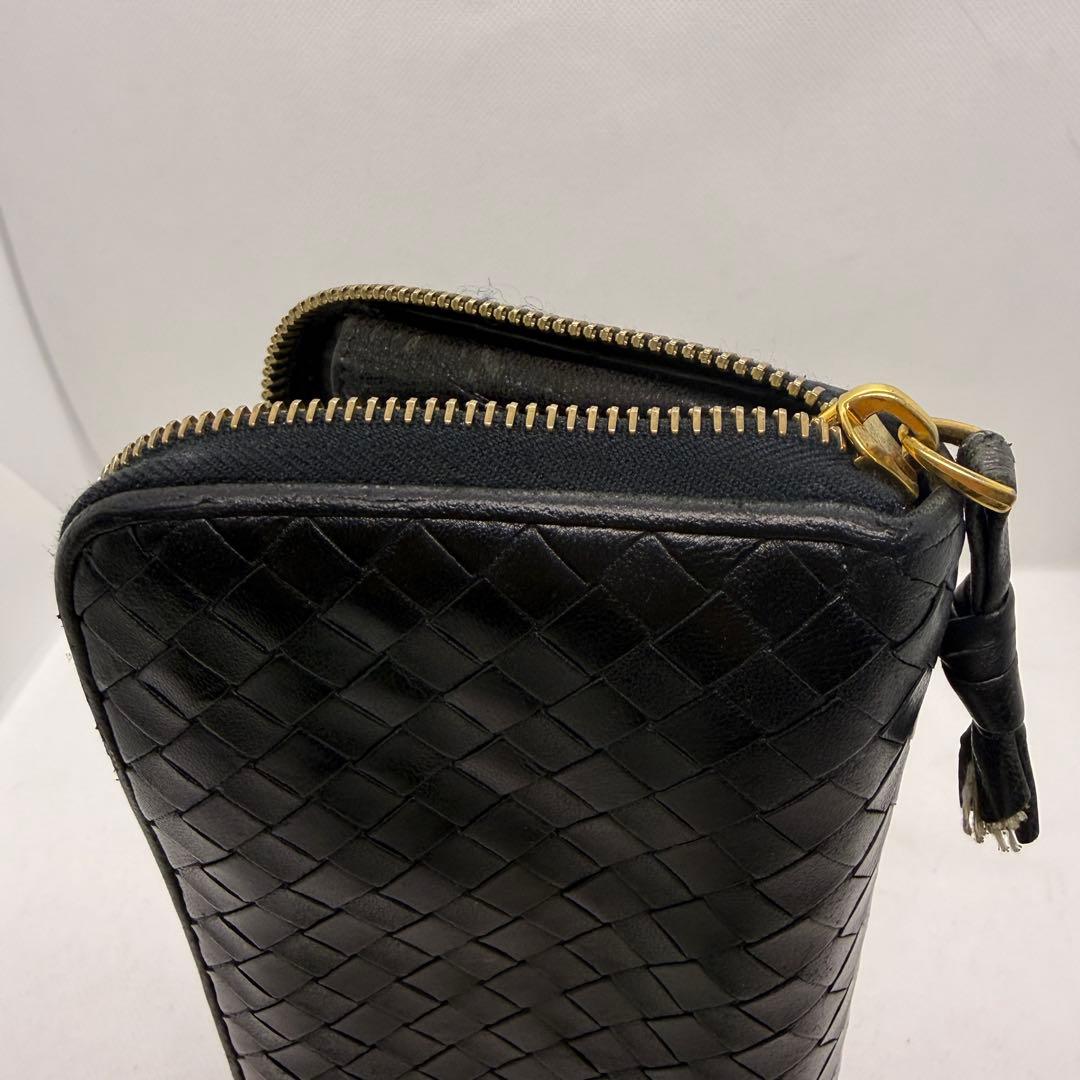 美品　ボッテガヴェネタ　ラウンドファスナー長財布　イントレチャート　黒　レザー