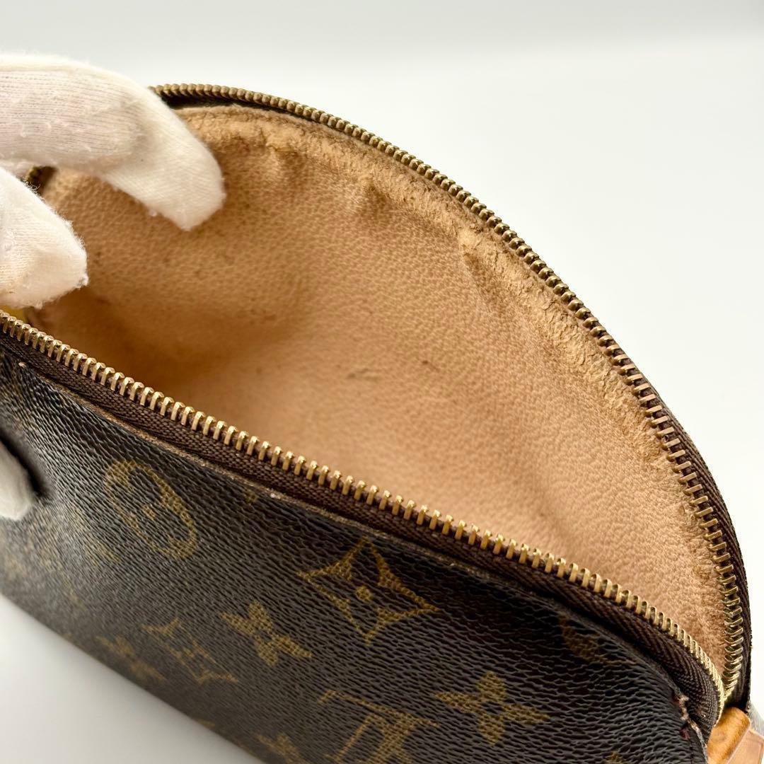 ルイヴィトン ポシェット・コスメティック PM モノグラム　箱　保存袋　紙袋付属