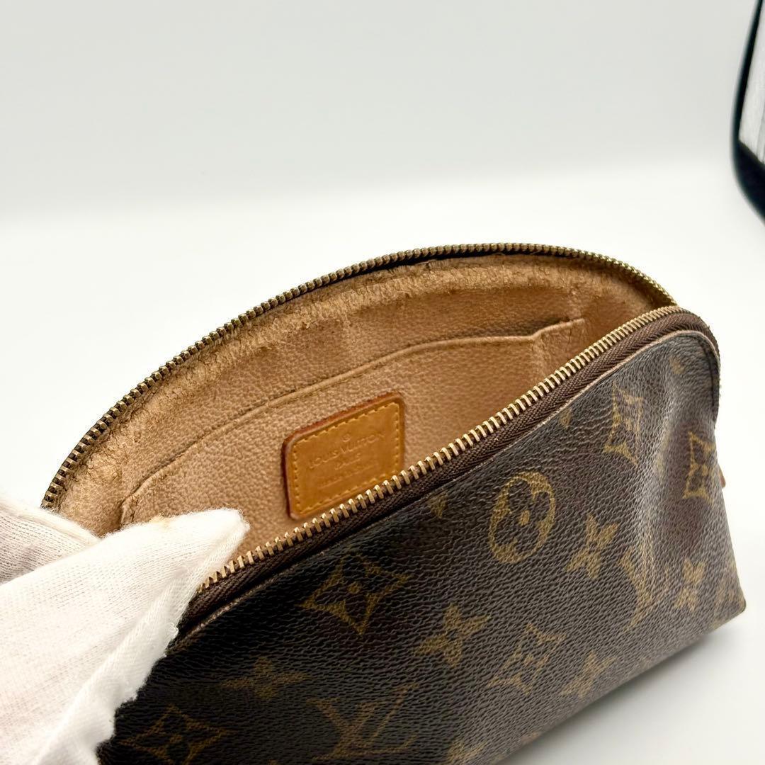 ルイヴィトン ポシェット・コスメティック PM モノグラム　箱　保存袋　紙袋付属