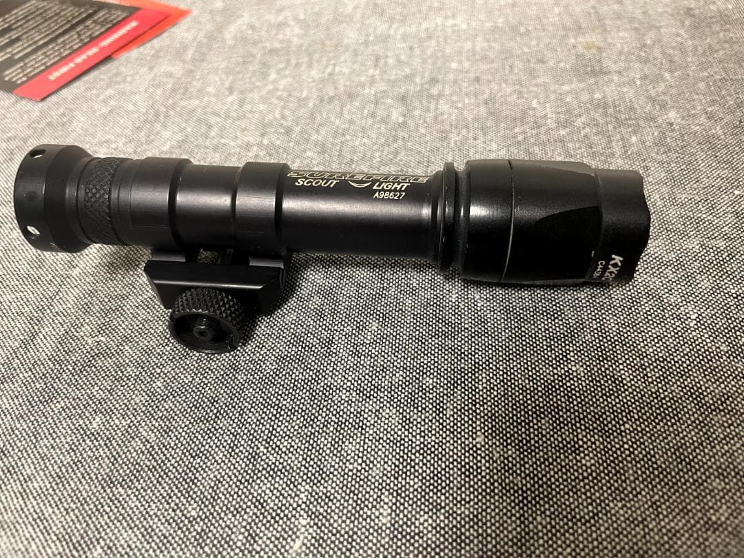 実物 SUREFIRE M600C 旧刻印 シュアファイヤー ブラック
