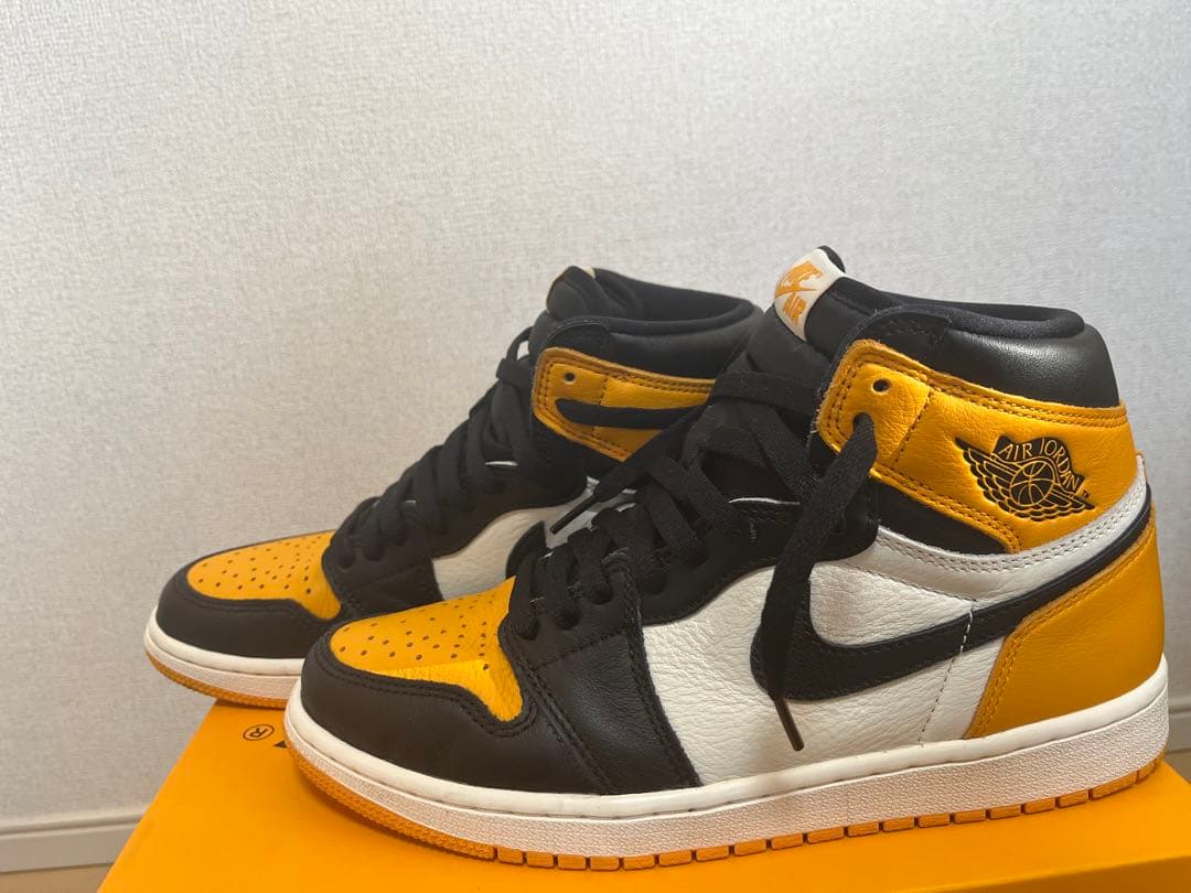 靴 Nike Air Jordan 1 Retro High OG Taxi