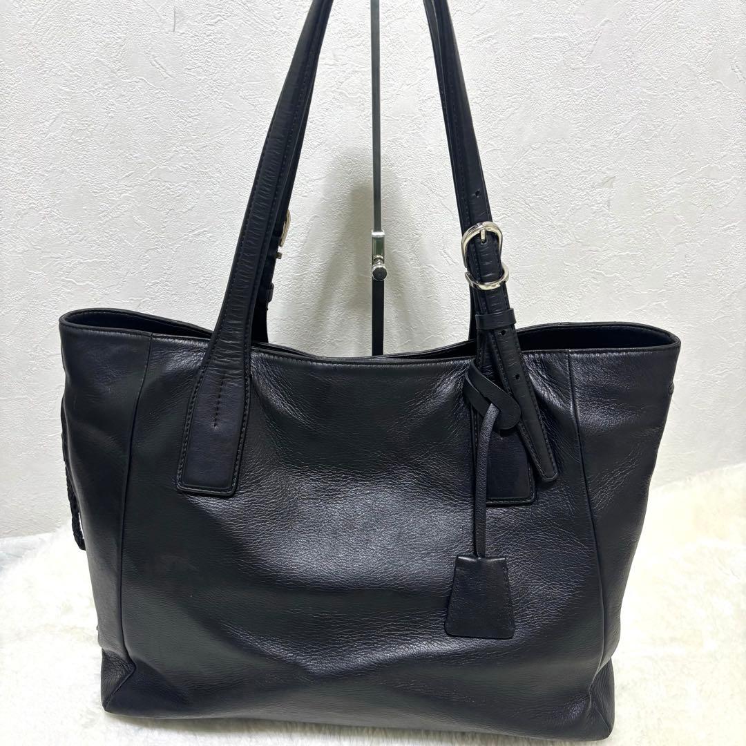 【希少】Pid トートバッグ A4可能 ブラック 撥水 革 チャーム付　肩掛け