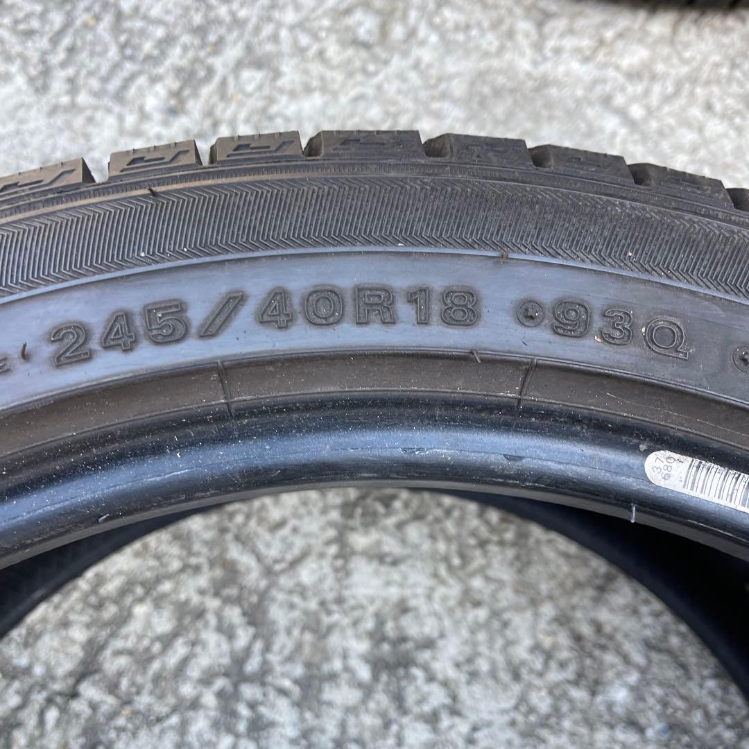 DUNLOP スタッドレスタイヤ 245/40R18 4本セット